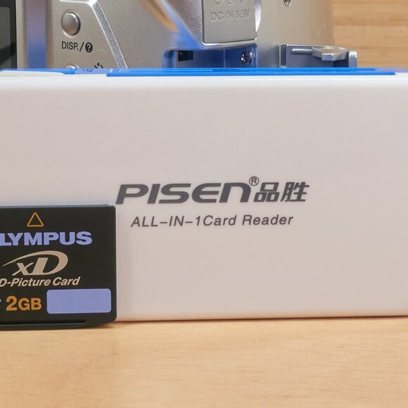 Olympus SP-510UZ 7.1 MP Digital Camera, 10x Optical Zoom - Picture 11 of 11